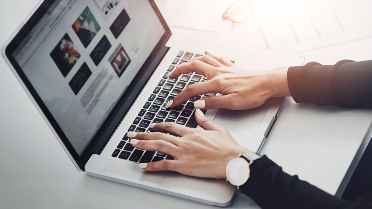 what is the meaning of web design
